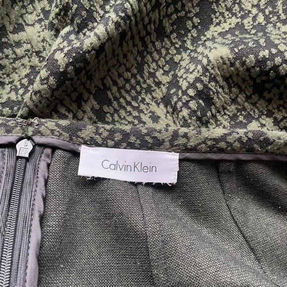 Calvin Klein Green Snake Animal Print Business Formal Pencil Skirt Women's 30W - Picture 4 of 4